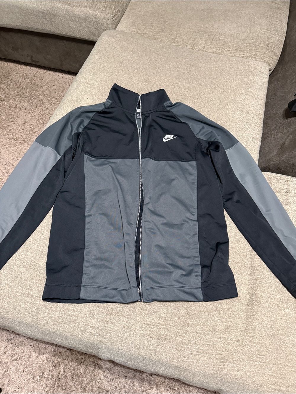 Nike Black and Gray Full-Zip Athletic Jacket